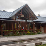 In Tatranska Lomnica ist das touristische Zentrum der Hohen Tatra und Ausgangspunkt vieler Wandermöglichkeiten. 