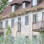 Wer sich hier bei der Unterschrift des Mietvertrags auf den Balkon gefreut hat, wird jetzt ein bisschen dumm aus der Wäsche schauen.