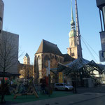 Reinoldikirche mit Stahlpylon