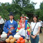 Korean Folk Village: Bride and Groom