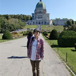 Walk or Shuttle Bus To the Chapel