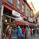 Long Line Outside Schwartz's!