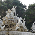 Neptune Fountain (Neptunbrunnen)