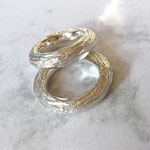 Ring Süssholz-Struktur Silber breit