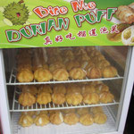Bouchees de Durian, Le Durian est un fruit a odeur repoussante!