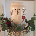Keramikurne handgetöpfert Liebe Herzen