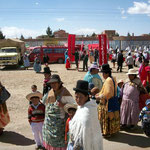 Bereit machen zum farbenfrohen Umzug in El Alto, La Paz