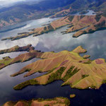 Tiefflug über Danau Sentani