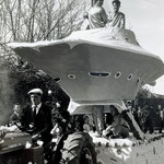 La cavalcade de Sauvian - Archives Andrée Crouzat - memoiredesauvian.fr