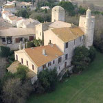 Vue aérienne contemporaine du château de Sauvian  - Photo Didier Bardy - memoiredesauvian.fr
