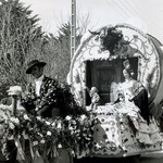 La cavalcade de Sauvian : les Espagnols - Archives Alice Fauré - memoiredesauvian.fr