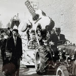 La cavalcade de Sauvian - Archives Andrée Crouzat - memoiredesauvian.fr