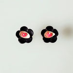earrings - vintage plastic button, silver & ruby　　ヴィンテージプラスチックボタンのピアス（ボタン、シルバー、ルビー）