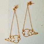 cloud-shaped gold-plated silver earrings　雲形ピアス：金コーティングシルバー