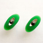 earrings - vintage plastic button, silver & jasper 　イギリス製ヴィンテージプラスチックボタンのピアス（ボタン、シルバー、ジャスパー）