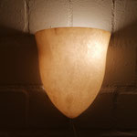 Unikat Alabaster Wandlampe, Fb. creme, 2. Wahl