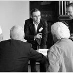 Peter Hammerschmidt dealing with additional questions from Hilmar-Detlef Brückner (centre-left), Filippo Sinagra (centre-right) and journalist Ulrich Chaussy (right). Michael Herman is on the left. Photo: IIHA/AGN/Malte Roschinski