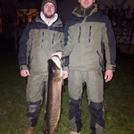 Peter K. mit 107 cm und 9,2 kg Hecht