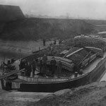 Dammbruch bei Dankersen am 10.11.1918  dabei wurden 527 Tonnen Kies in die Bruchstelle getrieben