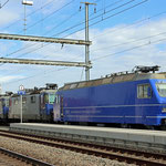 November 2023: 4 Lokomotiven im Bahnhof Frauenfeld. [Re 456 - Nr. 111 / Re 421 - Nr. 421 / Re 421 - Nr. 383 / Re 420 - Nr. 11249] (Aufnahme vom Oktober 2023.)