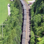Juni 2024: Historischer Zug unterwegs zwischen Mitholz und Kandergrund. (Aufnahme vom Juni 2013.) 