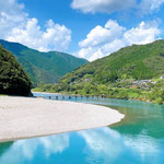 お隣四万十市と言えばやはり四万十川が人気です。