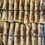 Baklawa rolls croustillants sans gluten juste après cuisson