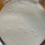 Pré-pâte pour matlouh sans gluten avant fermentation à base de farine de riz