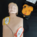 Automatisierte externe Defibrillation