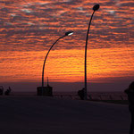 Zonsondergang aan de Middellandse Zee in Tel Aviv