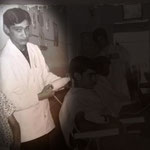 1967 Gianni Aversente nel suo salone in Via Roma