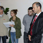 Rafael Berger und Rebekka Berger (Presse WP), M.K. (Klient), Georg Berger (FFF)