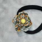 modèle 5 : chouchou gris jaune