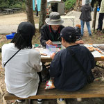 サクラの小枝でクラフト