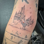 Hogwarts Harry Potter fineline tattoo