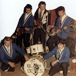 THE BLACK DEVILS ca. 1961 vlnr: Rinus v.d. Berg - Jimmy Schöne - Rex von Harras - Eric Jongenburger - Benny Stevens (fotocollectie: Irene Schöne)