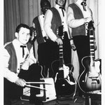 THE CRACKER JACKS