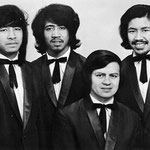 THE HEARTBREAKERS vlnr: René Titarsoley - Eddy Schaap - Joop de Quillettes - Rob Gligoor