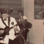 THE SQUIBS vlnr: Bob Tuasela (bas), Wouter Muller (slag), Eef Foppen (drums) en Peter Gierman (solo)