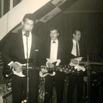 THE ORCHIDS in Kaiserslautern 1963 vlnr: Ronny Celosse - Theo Bijl - Rex von Harras (fotocollectie: Fred Hasenknopf)