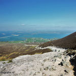 Ierland. Uitzicht over Clew Bay vanaf Croagh Patrick, 