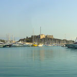 m Hafen von Antibes