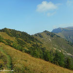 ....hinauf auf den Ruprecht und weiter über den Klauen (1848 m) hinüber zur Kahlwandspitze (2090 m), ganz rechts ist das Gößeck zu erkennen.