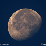 ....der Mond ist noch in einer schönen Größe vorhanden, der nächste Vollmond am 31.10.2020.....