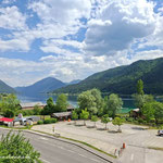 ....Blick vom Zimmer hin zum See....