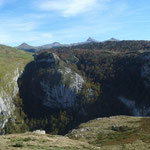les gorges et les sommets Pyrénéens: le pic d'Arla, le soum Couy, le pic d'Anie