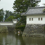 小田原城（神奈川県小田原市城内）復興隅櫓と銅門壁