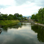 松本城　外堀二の丸東側の外堀と二の丸土塁