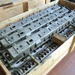 2 set, 14 wagons overhauled R800 on customized wooden case for shipping.