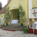 der Altar an der alten Schule